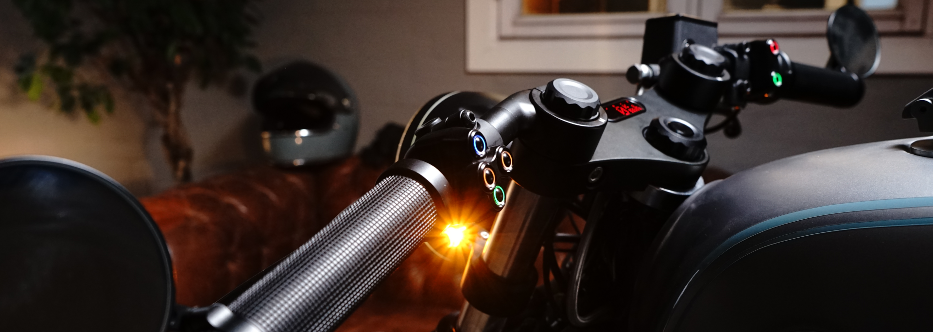 handlebar switches from Rebelmotor - high end custom built motorcycle parts